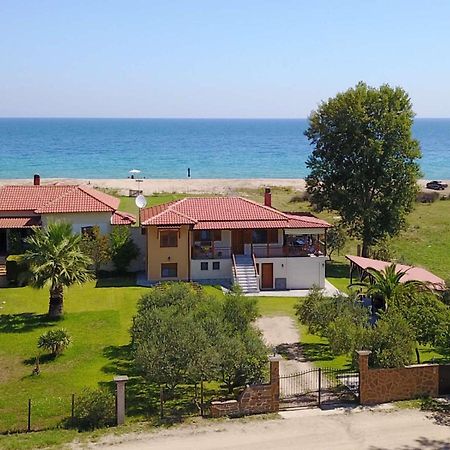 Villa Ilyos Ierissos Exteriör bild