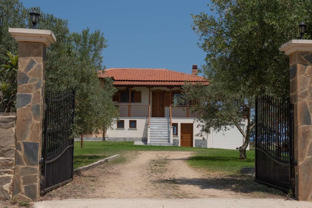 Villa Ilyos Ierissos Exteriör bild